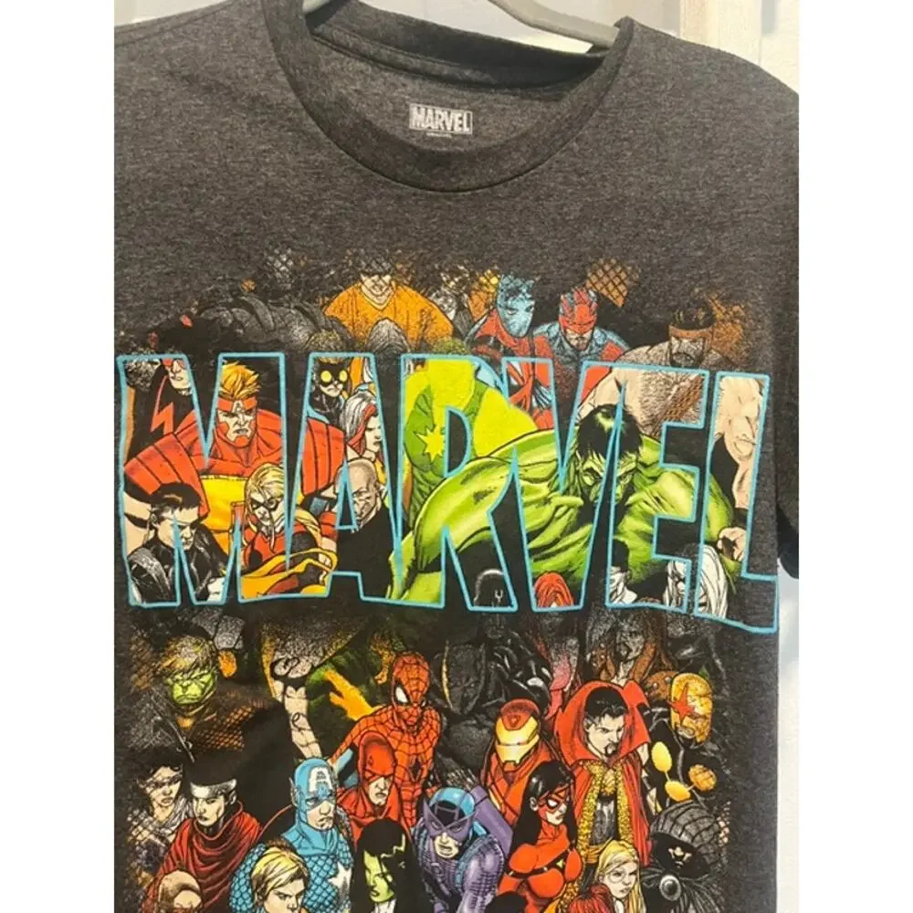 Marvel Boys Graphic T-Shirt Size S Short Sleeve Superhero Tee Excellent